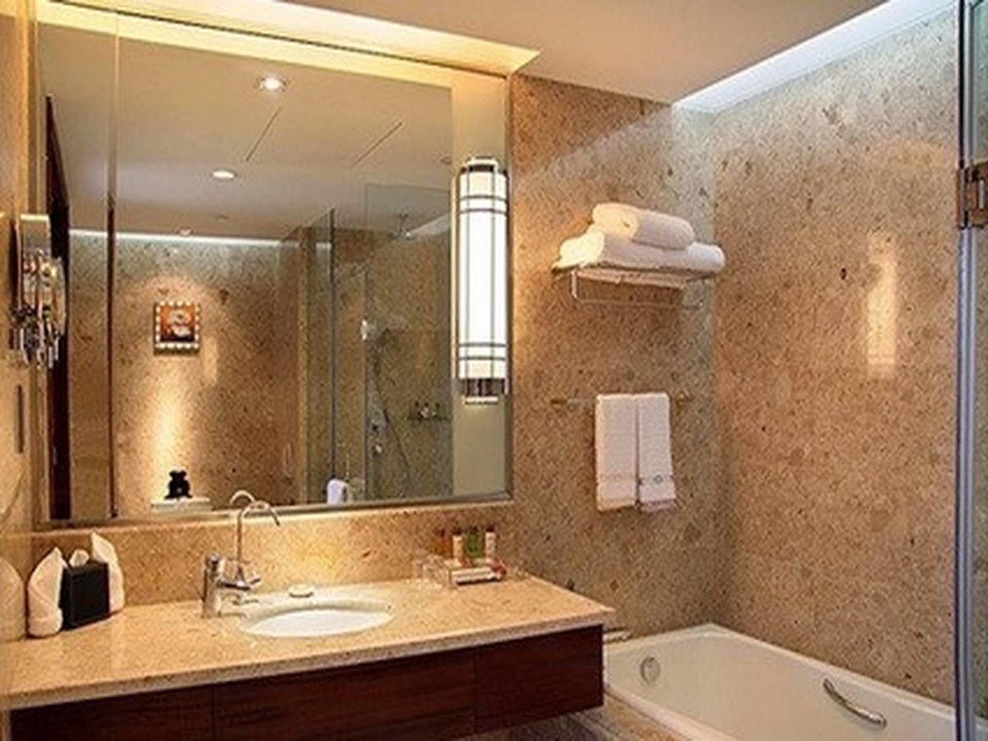 Peony International Hotel Xiamen Buitenkant foto